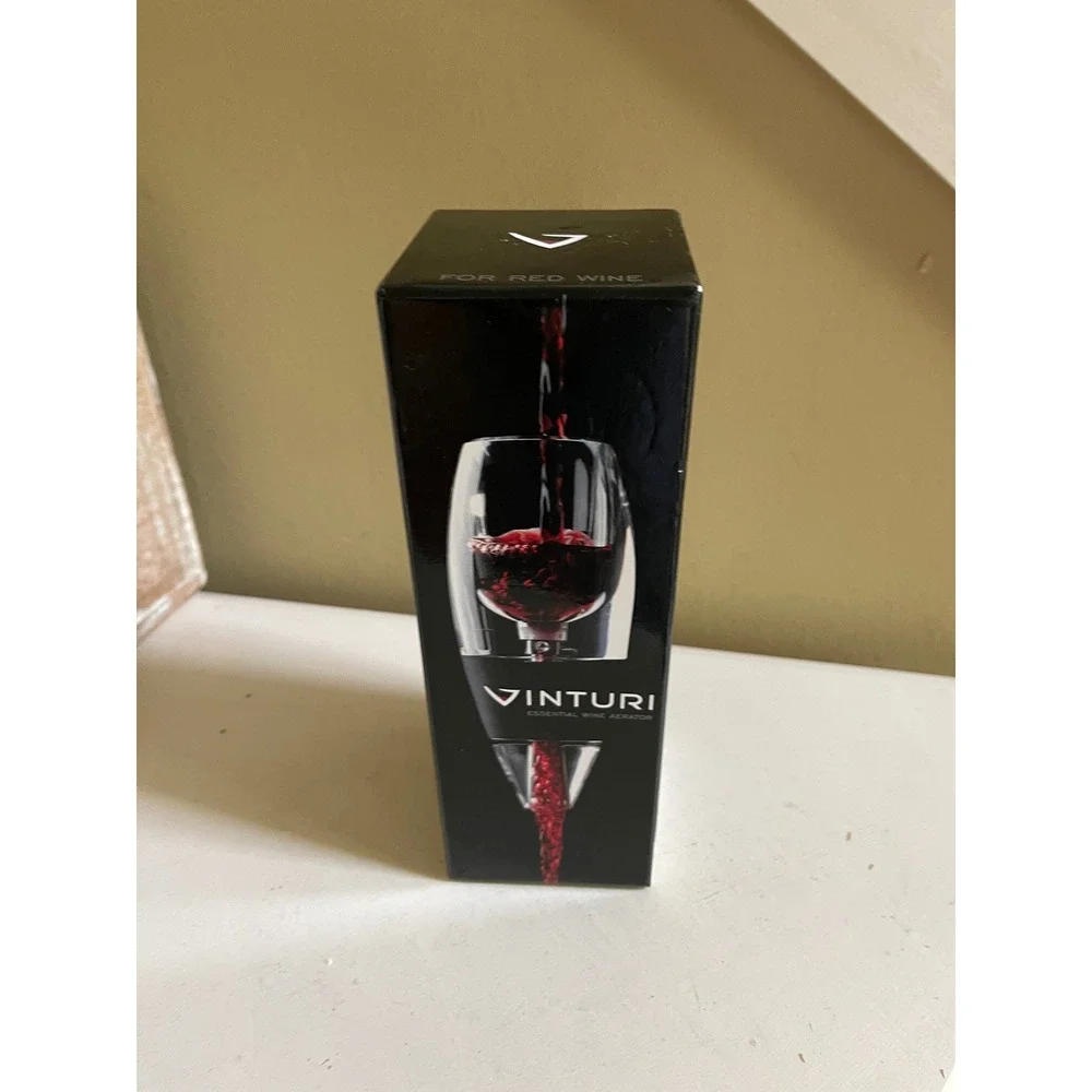 Vinturi Essential Red Wine Aerator with No-Drip Stand and Filter Screen Black